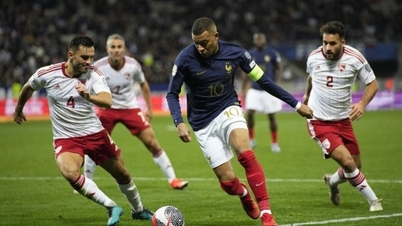 Pháp thắng ‘siêu đậm’, Mbappe lập hat-trick, cán mốc 300 bàn trong sự nghiệp