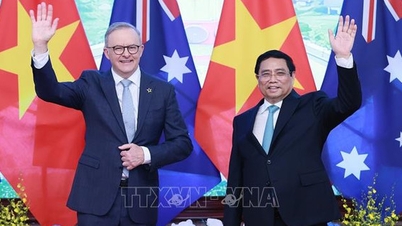 Thủ tướng Phạm Minh Chính và Thủ tướng Australia gặp gỡ báo chí thông báo kết quả hội đàm