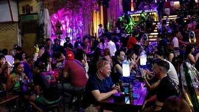 Thailand controls alcohol but demands tourism promotion