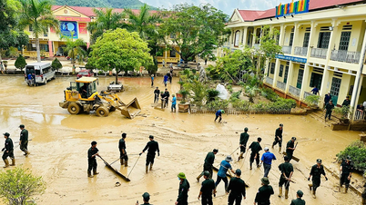 កម្លាំង​ពេញ​លេញ​នាំ​សិស្ស​ទៅ​សាលា​វិញ។