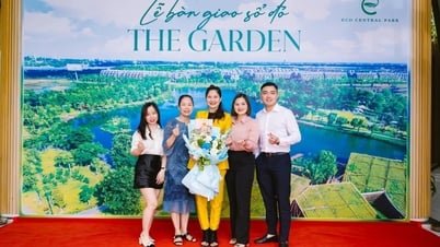 Những cư dân đầu tiên Eco Central Park nhận sổ đỏ