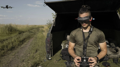 Chiến thuật giúp UAV giá rẻ Ukraine làm xe tăng Nga nổ như "cầu lửa"