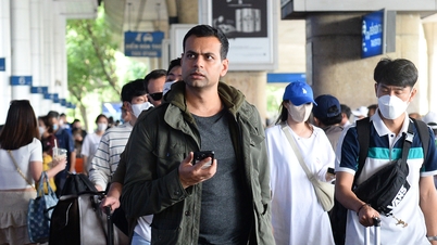 タンソンニャット省は、9月2日の祝日に顧客サポートを行うために航空会社の担当者が勤務することを義務付けている。