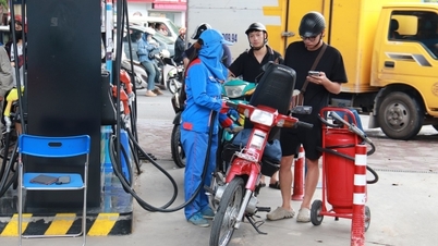 Giá xăng dầu hôm nay 4/11/2024: Tiếp tục tăng