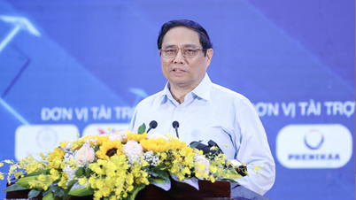 នាយក​រដ្ឋមន្ត្រី​ជំរុញ​ទឹកចិត្ត​និស្សិត​ក្នុង​ពិធីបុណ្យ​ចាប់ផ្តើម​ថ្នាក់ជាតិ​