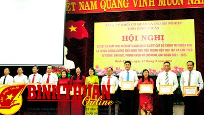 ការកសាងទំនុកចិត្តរបស់មនុស្សតាមរយៈការសិក្សា និងធ្វើតាមគំរូរបស់លោកពូ