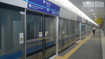 Metro Line 1 ស្វាគមន៍អ្នកដំណើរ 150,000 នៅថ្ងៃដំបូងនៃប្រតិបត្តិការ