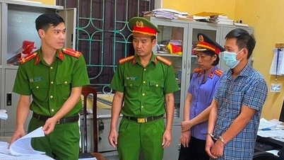 មន្ត្រី​ឃុំ Hai Duong ត្រូវ​បាន​ចាប់​ខ្លួន​ពី​បទ​កេង​បន្លំ​ប្រាក់​បំណាច់​បូជា​ព្រះ​វិញ្ញាណក្ខន្ធ។