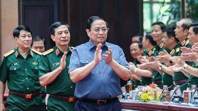 Menyesuaikan kekuatan militer menjadi elit, kuat dan efektif