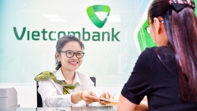 Vietcombank tặng hơn 61.000 phần quà cho khách giao dịch