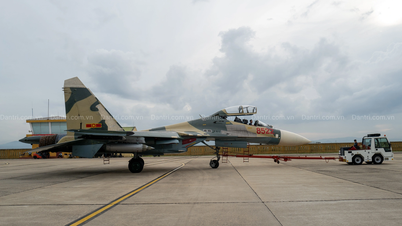 យន្តហោះចម្បាំង Su-27 ឧទ្ធម្ភាគចក្រ Yak-130 ហ្វឹកហាត់ទម្លាក់គ្រាប់បែក និងបាញ់គ្រាប់ពិត