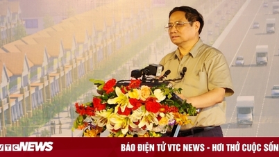 នាយករដ្ឋមន្ត្រី Pham Minh Chinh អញ្ជើញចូលរួមពិធីបើកការដ្ឋានសាងសង់ផ្លូវក្រវ៉ាត់ក្រុងទី៤ នៃតំបន់រាជធានី
