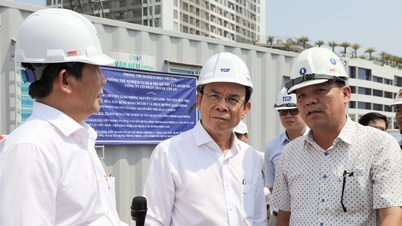លេខាទីក្រុងហូជីមិញ ត្រួតពិនិត្យគម្រោងផ្លូវក្រោមដី 830 ពាន់លានដុង ការកកស្ទះច្រកផ្លូវ