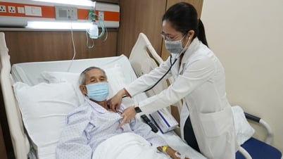 Người đàn ông ho ra 300 ml máu do di chứng lao phổi