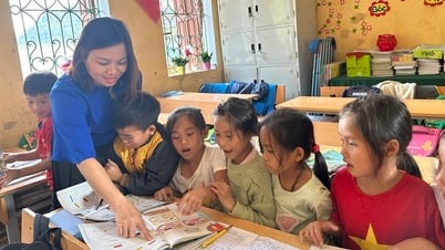 Cô giáo thành phố lên Mù Cang Chải dạy tiếng Anh