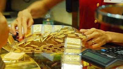 Der Goldpreis ist „heiß“, SJC-Gold erreicht über 77 Millionen VND/Tael