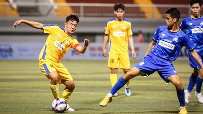ក្រុមសាកលវិទ្យាល័យសេដ្ឋកិច្ច
