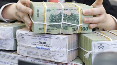 How much money should I deposit to get 9.5% interest per year?