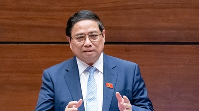 Thủ tướng Chính phủ trực tiếp trả lời chất vấn của đại biểu Quốc hội