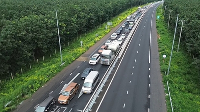 Dau Giay - Phan Thiet Expressway Management Company ជំពាក់លុយ