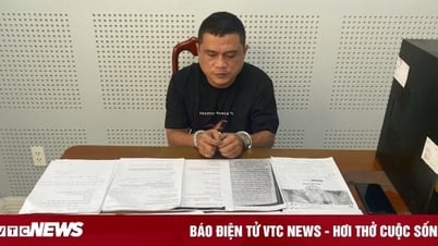 인민 정부를 전복하려는 활동으로 Huynh Nhat Phuong을 기소했습니다.