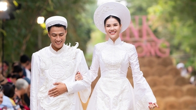 Footballer Mac Hong Quan and his wife perform in wedding dress on the island