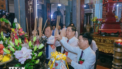 រំលឹកខួបលើកទី 724 នៃការស្លាប់របស់វីរៈបុរសជាតិ Tran Hung Dao