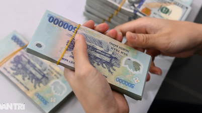 Bán 67 triệu cổ phiếu cho 7 cá nhân, một đại gia địa ốc có ngay 671 tỷ đồng