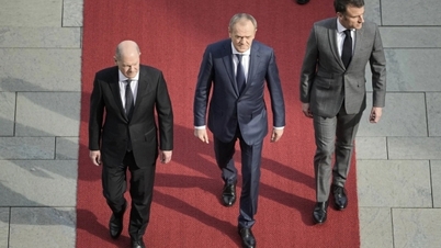 Aid to Ukraine runs out, PM Donald Tusk says Germany, France and Poland must 'mobilise all of Europe'