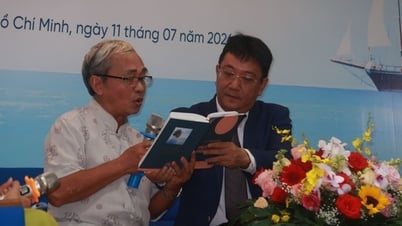 Launch of memoir 'Once a boat, must set sail' by late professor Tran Hong Quan