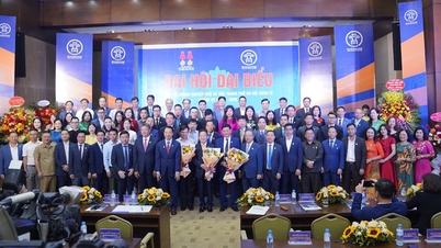 Ông Đỗ Quang Hiển tiếp tục được bầu làm Chủ tịch Hiệp hội DNNVV Hà Nội khóa VI