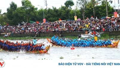 ទូកង៉ូ ៦០ នៅតំបន់ដីសណ្តទន្លេមេគង្គបានត្រៀមរួចរាល់សម្រាប់ពិធីបុណ្យដ៏ធំ។