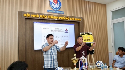 L'équipe de football du journal Thanh Nien retrouve la gloire au tournoi de l'Association des journalistes de Ho Chi Minh-Ville 2023
