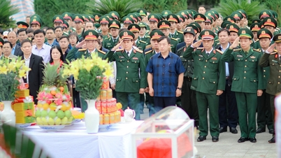 Truy điệu, an táng hài cốt liệt sĩ quân tình nguyện Việt Nam hy sinh tại Lào