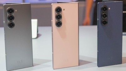 Galaxy Z Fold6 with AI-powered
