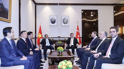 터키 부통령, Pham Minh Chinh 총리 공식 환영식 주재