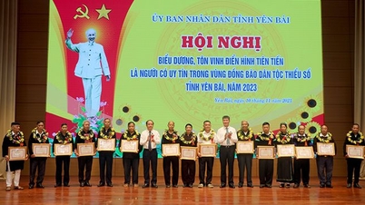 Yên Bái tuyên dương 30 người có uy tín trong đồng bào dân tộc thiểu số