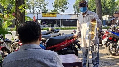 ហាង​លោក​ខាង​លិច​ហាម​អ្នក​លក់​សំបុត្រ៖ តើ​យើង​គួរ​ធ្វើ​ដូច្នេះ​ទេ?