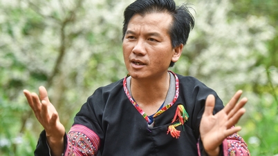 បុរស​ជនជាតិ​ម៉ុង​រូបនេះ​បាន​ទៅ​រក​ម្ចាស់​ផ្ទះ​សំណាក់​ដ៏​ល្បី​បំផុត​នៅ Son La