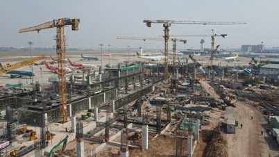 Thủ tướng yêu cầu hoàn thành Nhà ga hành khách T3 Sân bay Tân Sơn Nhất trước 30/4/2025