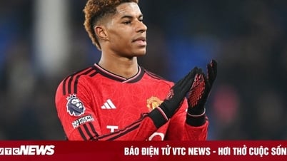 Man Utd 'đánh lừa' cổ động viên, thắng đậm chưa chắc là đá hay