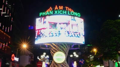 Phố ẩm thực bán tô phở gần 1 triệu đồng, địa phương nói gì?