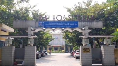 Một nữ sinh đột quỵ khi đang ngồi học