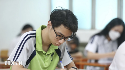 ការ​ប្រឡង​សញ្ញាបត្រ​មធ្យម​សិក្សា​ទុតិយភូមិ៖ ហាម​បេក្ខជន​យក​ទូរសព្ទ​ចូល​បន្ទប់​ប្រឡង​ជា​ដាច់​ខាត