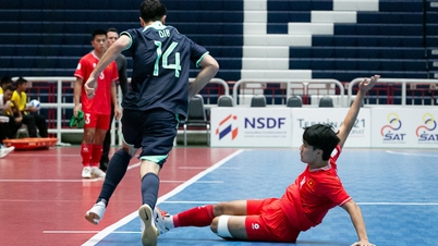 What made the emotional comeback of the Vietnamese futsal team?