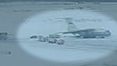 Nga công bố video 'tù binh Ukraine lên máy bay Il-76 bị rơi'