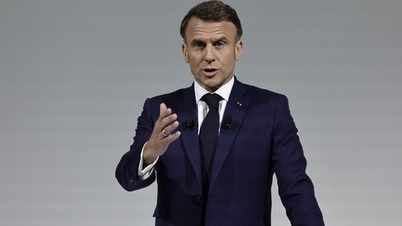 លោក​ប្រធានាធិបតី Macron ព្រមាន​ស្តាំ​ជ្រុល​កុំ​ឲ្យ​ចាកចេញ​ពី​ណាតូ