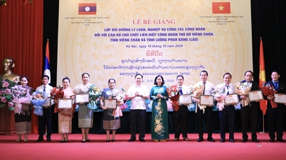 Bế giảng lớp Bồi dưỡng nghiệp vụ công tác Công đoàn cho cán bộ Lào