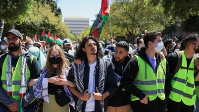 انتشرت الاحتجاجات المناهضة للحرب في الولايات المتحدة إلى الجامعات في أستراليا وأوروبا