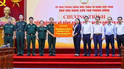 Số tiền ủng hộ đồng bào bị bão lũ đã lên tới 1.432 tỷ đồng